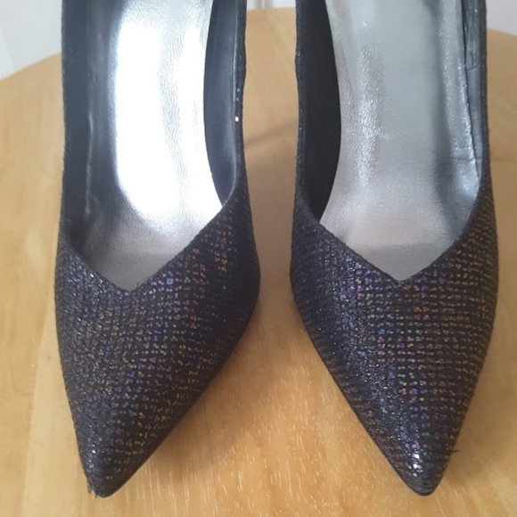Stuart Weitzman Sparkly Iridescent Stiletto Pump - Picture 5 of 10
